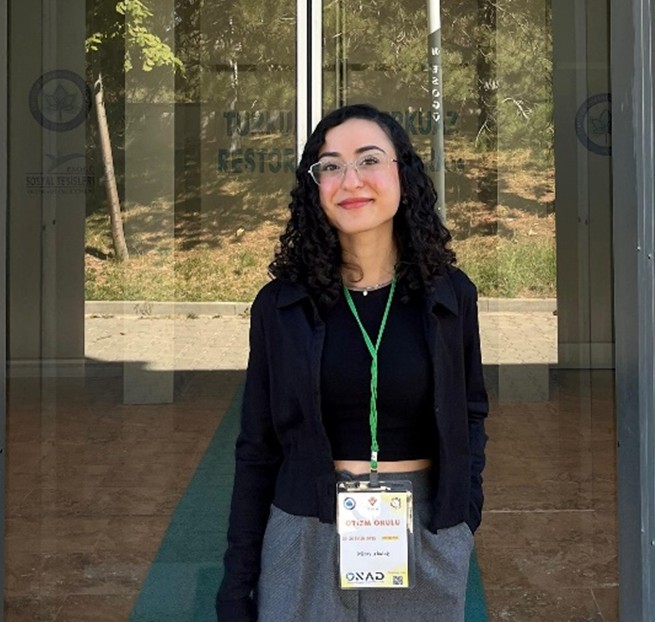 Psikolog Miray Aladağ